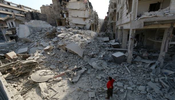 سورية: مقتل 14 مدنياً في قصف روسي بدير الزور