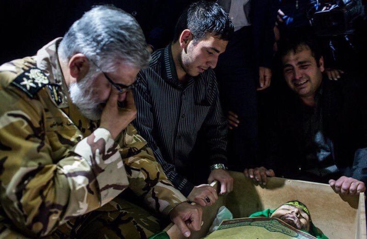 كيف برر قائد قوات البر بجيش إيران مقتل 4 من ضباطه بحلب؟