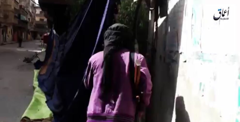 تنظيم “داعش” يقترب من السيطرة الكاملة على مخيم اليرموك جنوب دمشق